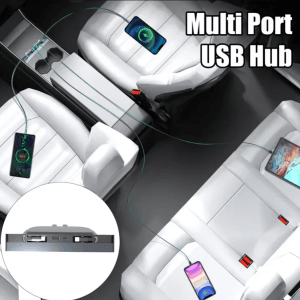 Hub USB cu mai multe porturi în mașină.